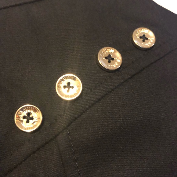 Jaanuu Scrub Top - Picture 4 of 4